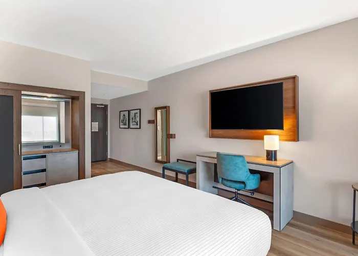 Cambria Hotel Northlake Conference Center - Roanoke